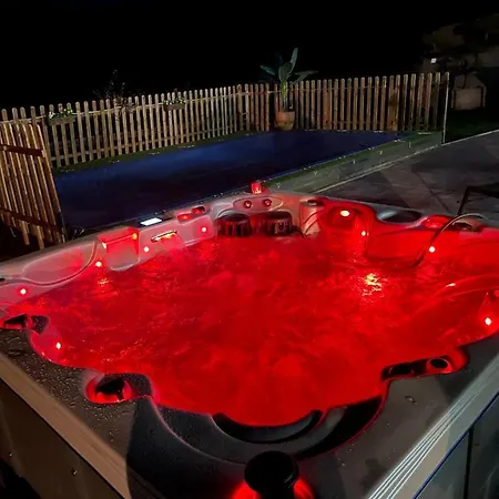 Villa Spacieuse A Avec Piscine Privee, 150 M²