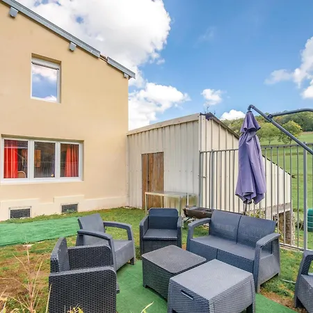 Spacieuse A Avec Piscine Privee, 150 M² * Sapogne-et-Feuchères
